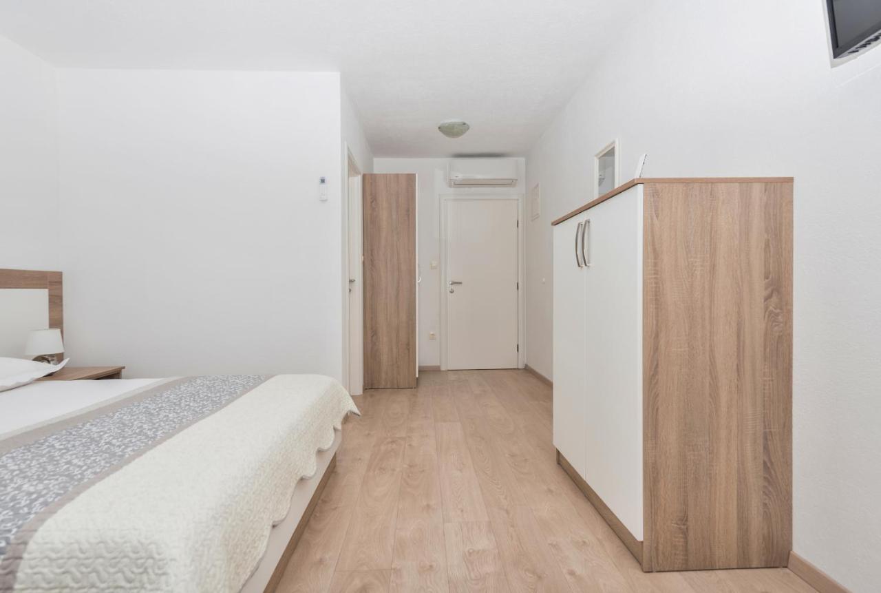 Apartmani Katarina Tučepi Exteriér fotografie