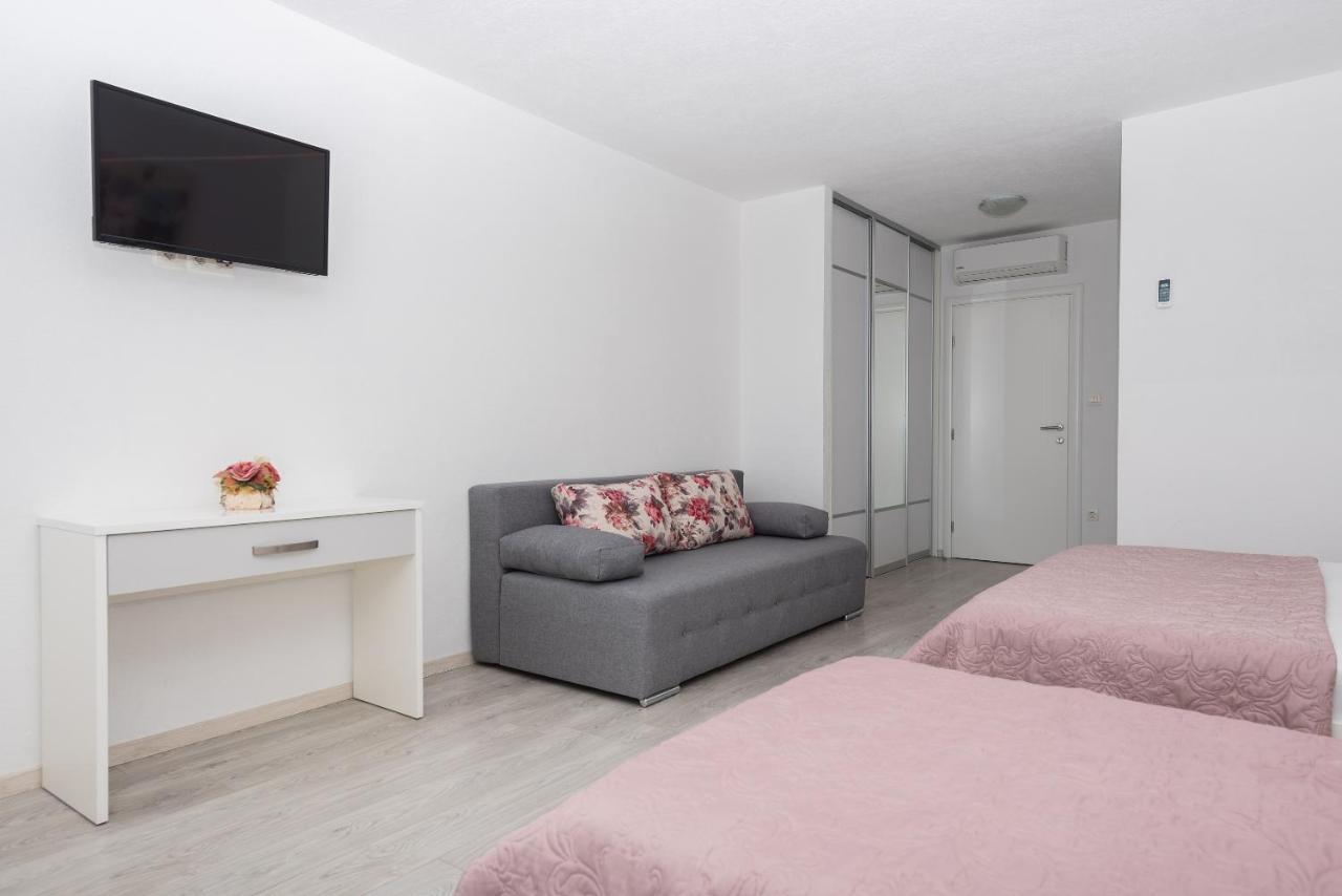 Apartmani Katarina Tučepi Exteriér fotografie